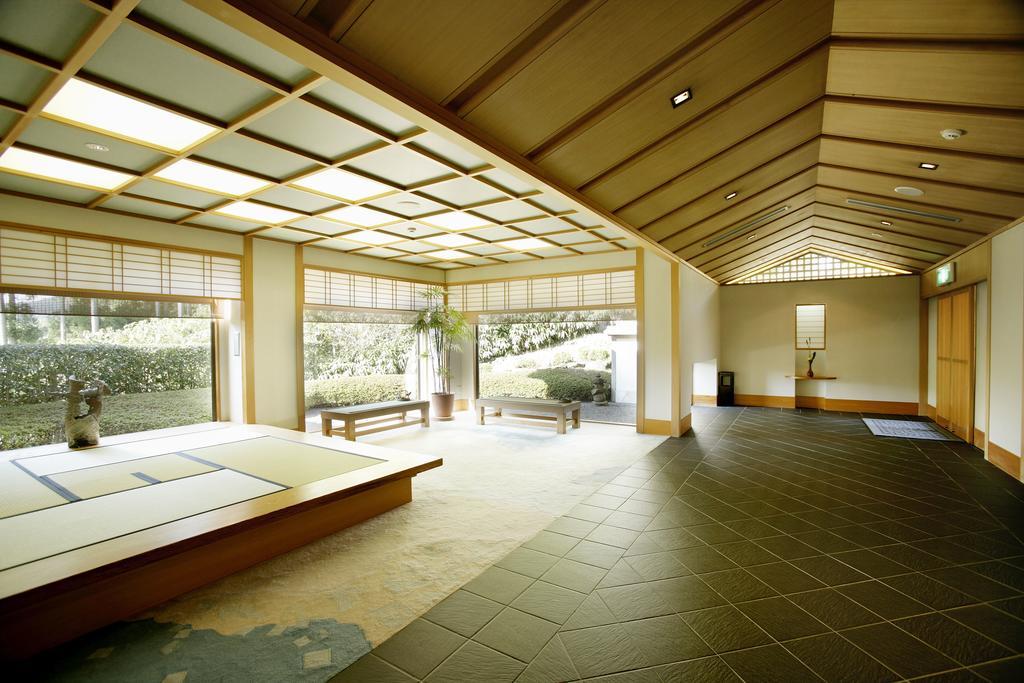 Menard Aoyama Resort: Wafukan Utatsukasa อิงะ ภายนอก รูปภาพ